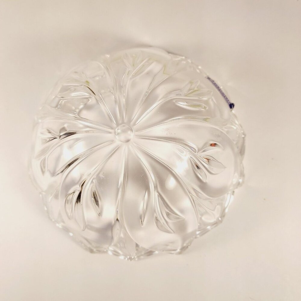 Marquis Waterford Crystal Bowl Christmas Poinsettia Candy Signed 5 Inch Diameter - Picture 9 of 13